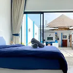 Magritte - Balinese Style Cosy Villa